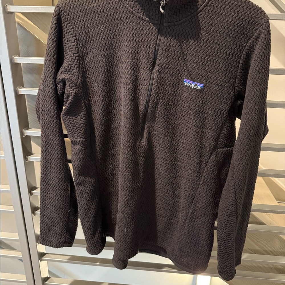 Patagonia Women’s R1 Air Quarter Zip